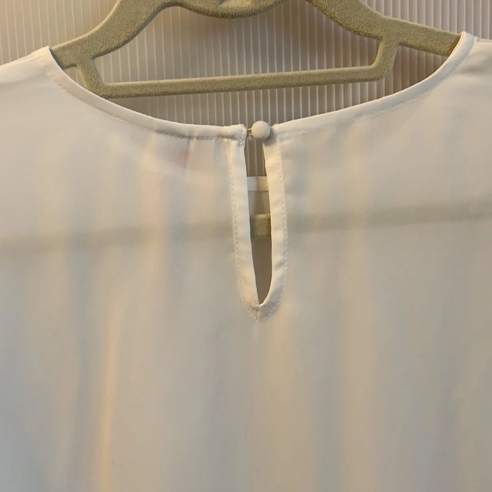 Elle White Blouse with Flare Sleeve and bottom.  Size M - Picture 3 of 8